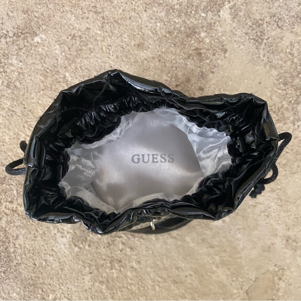 Guess mini drawstring bag. - Picture 4 of 5